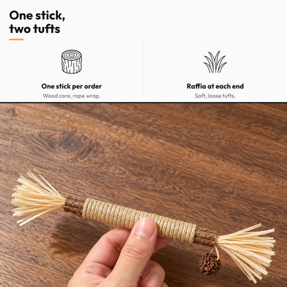Raffia stick toy – One stick, two tufts